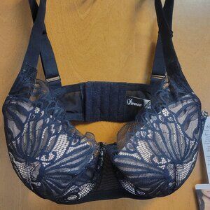 Womens lightly lined demi bra